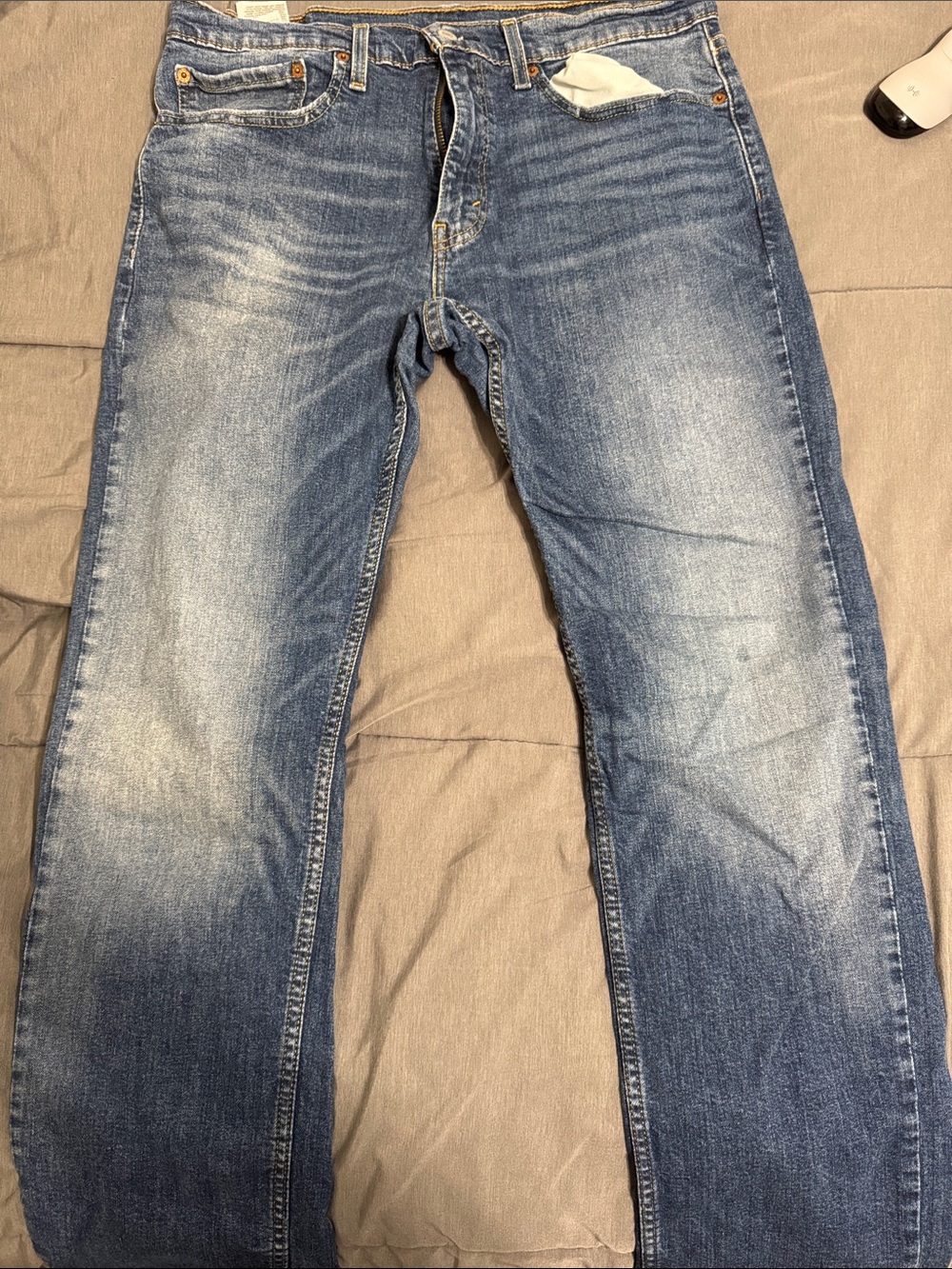 Levi’s Men's Blue Washed Jeans